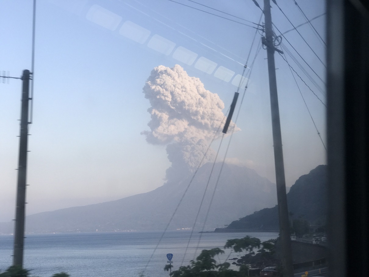 久しぶりに見た桜島の噴火